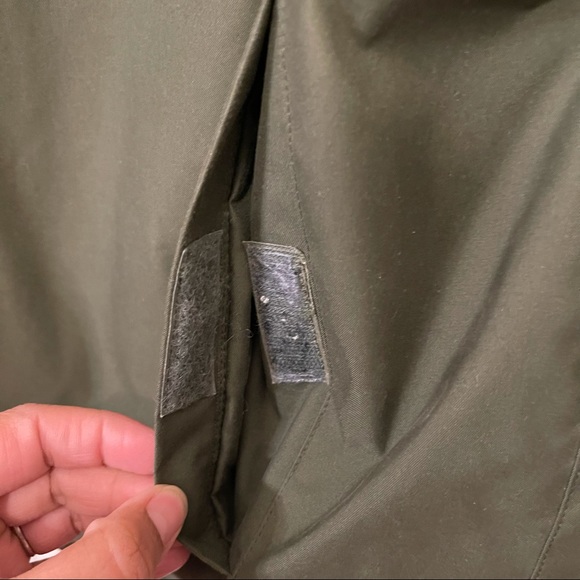 Burberry Green Hooded Jacket - Picture 15 of 16